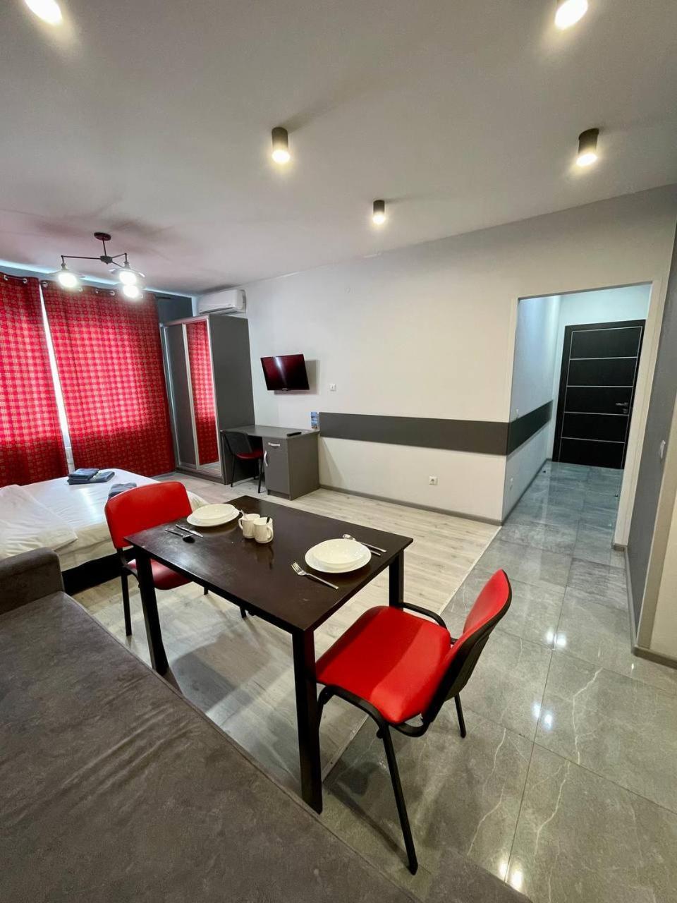 Апартаменты Yes Silver Ujgorod Dış mekan fotoğraf